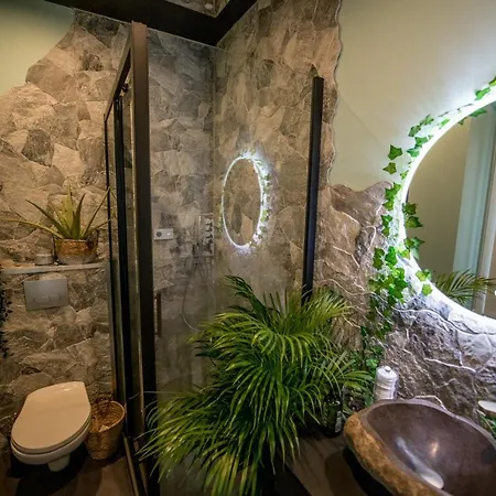 JUNGLE ROOM évadez vous cosy luxe gare autoroute Givors Exterior foto